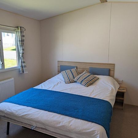 Lovely Bright Modern Caravan Swanage On Peaceful And Tranquil Holiday Park Ngoại thất bức ảnh