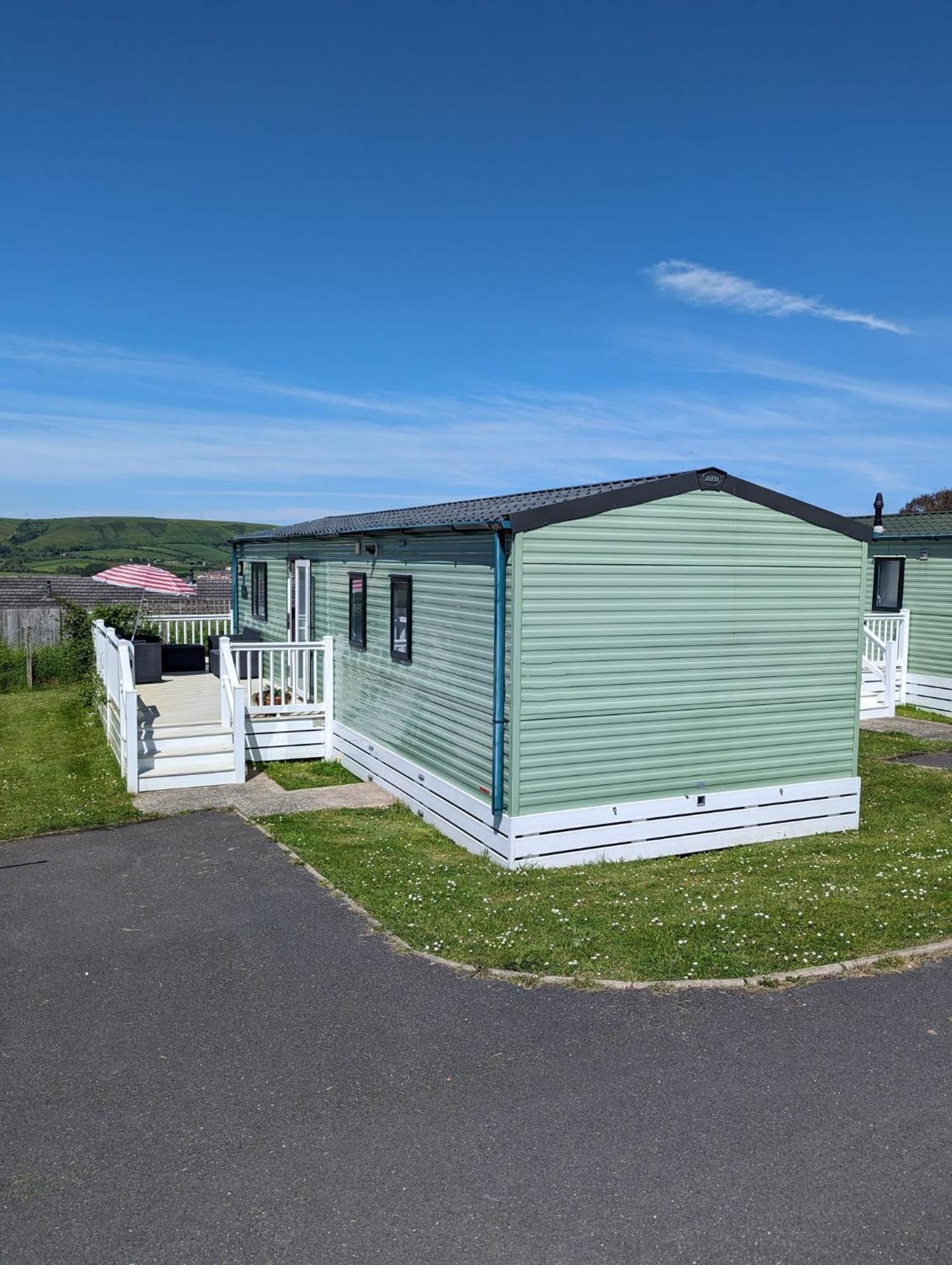 Lovely Bright Modern Caravan Swanage On Peaceful And Tranquil Holiday Park Ngoại thất bức ảnh